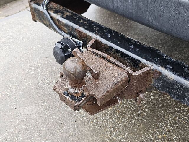 Bestelauto MERCEDES-BENZ SPRINTER 319 CDI 3.0 V6 AUT. L2H2