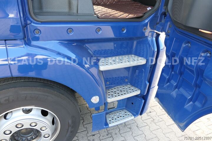 Kamion sa zamjenjivom nadogradnjom MAN TGX 26.430 BDF Retarder Lift-/Lenkachse Navi