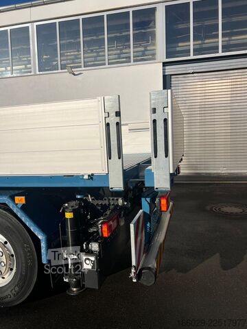 Platós teherautó VOLVO FH 540 8x2 EFFER Kran Sattelzugmaschine