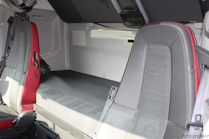 Standard dragbil Volvo FH 500 Globe   I-Park Cool   VIN: LB   3 Stück!