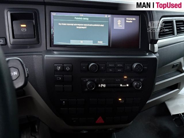 Lastbil med utbytbar kaross MAN TGM 18.250 4x2 LL CH BDF