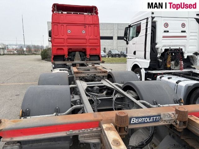 Vaihtolavakuorma-auto DAF XF FAN 460 Space Cab