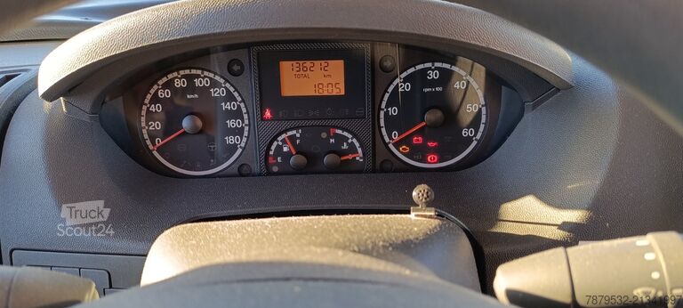 Autocaravana perfilada DETHLEFFS GLOBEBUS I 011