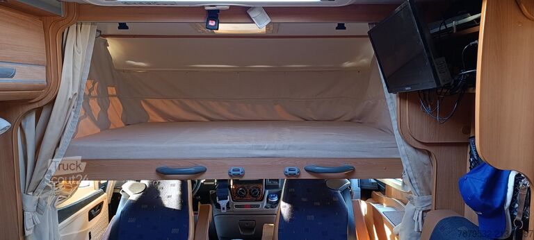 Autocaravana perfilada DETHLEFFS GLOBEBUS I 011