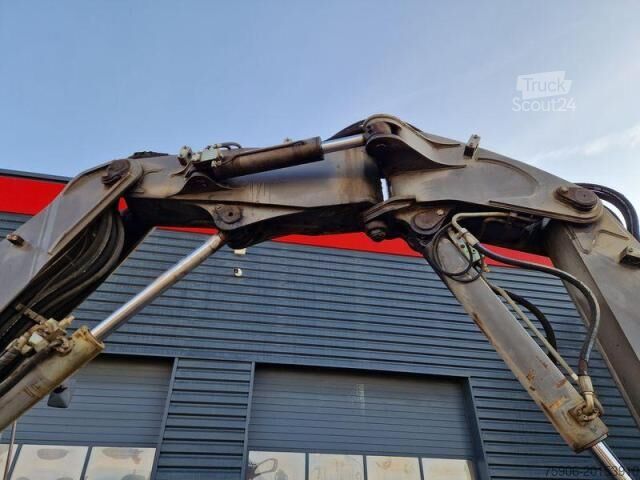 Buldoexcavator  714 MW