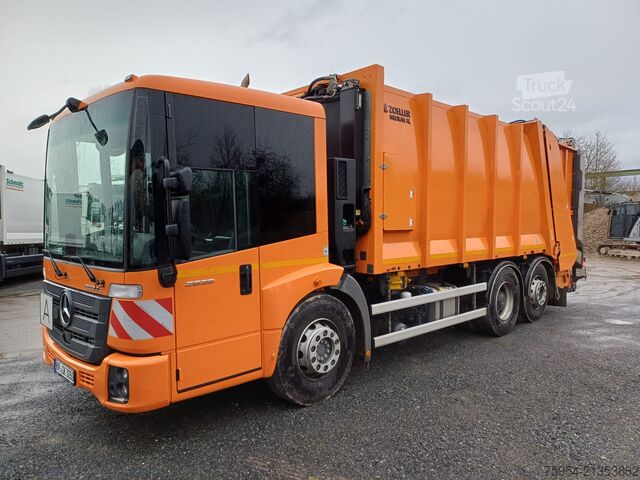 Vuilniswagen Mercedes-Benz Econic 2635 L 6x2-4 / Zöller Medium XL