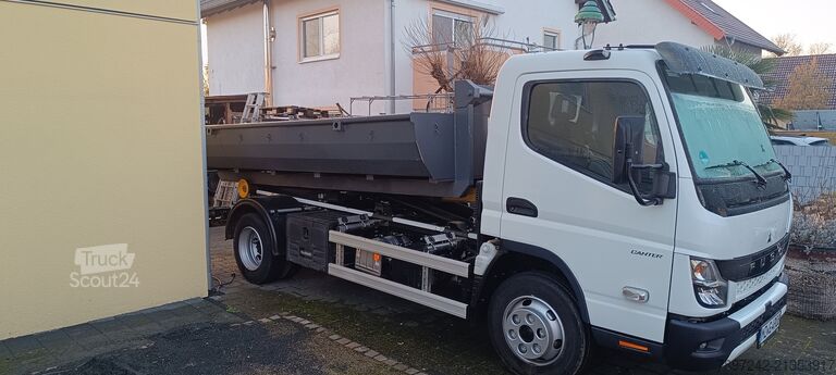 Sklápěcí dodávka Fuso 7C18