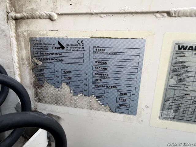 Bevægeligt gulv Stas S300ZX 92m3 Alcoa GMP Cargo Floor - top condition