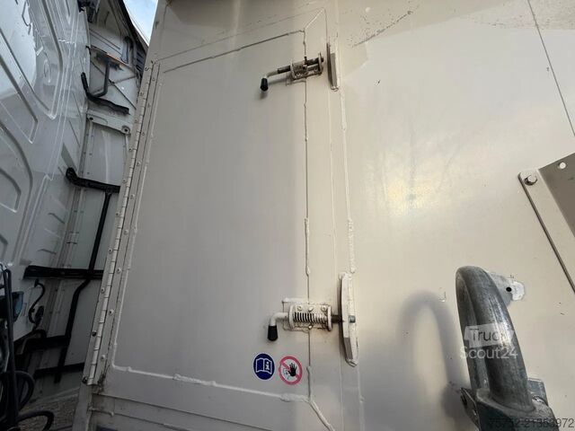 Bevægeligt gulv Stas S300ZX 92m3 Alcoa GMP Cargo Floor - top condition