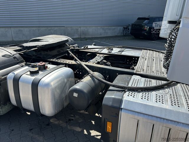 Standard-SZM Mercedes-Benz Actros 1845 Gigaspace / Tacho V2 / 496 dkm / Hy...
