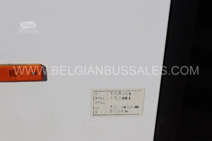 Bus interurbain Mercedes-Benz Intouro E / 12.98m