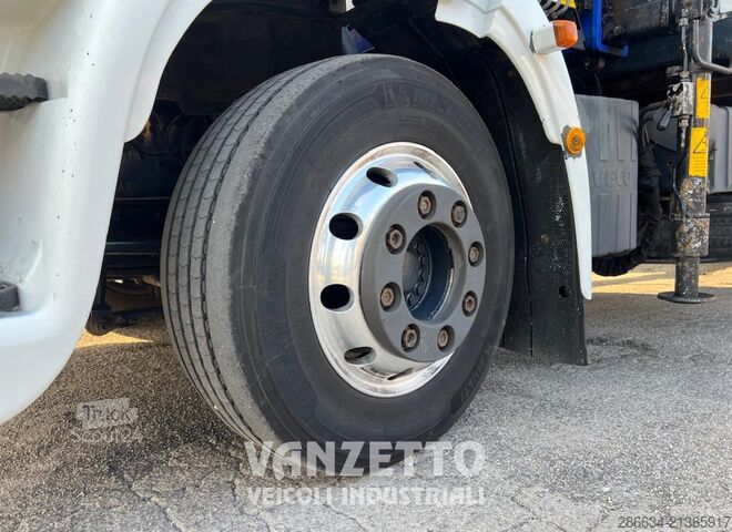 LKW mit Kranaufbau Iveco 120e18