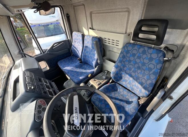 LKW mit Kranaufbau Iveco 120e18