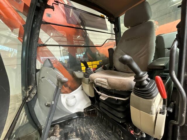 Raupenbagger Hitachi ZX 225 US LC-5 B