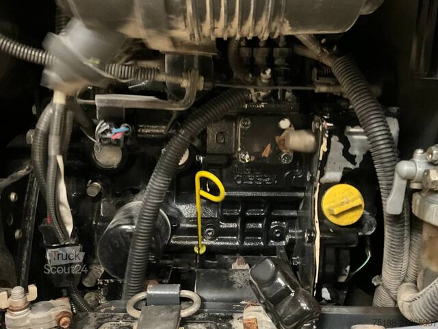 мини-экскаватор Kobelco SK 17 SR-3