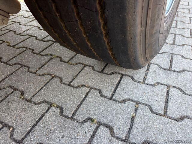 Etaj mobil Kraker N/A K-Force 92m3 Cargo Floor 10MM 2x Liftas SAF...