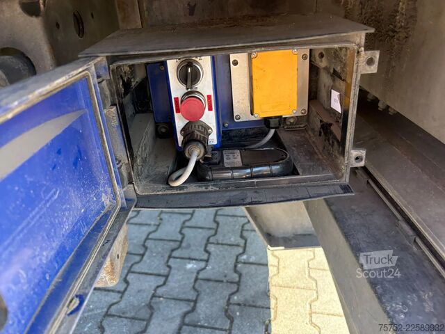Рухома підлога Kraker N/A K-Force 92m3 Cargo Floor 10MM 2x Liftas SAF...