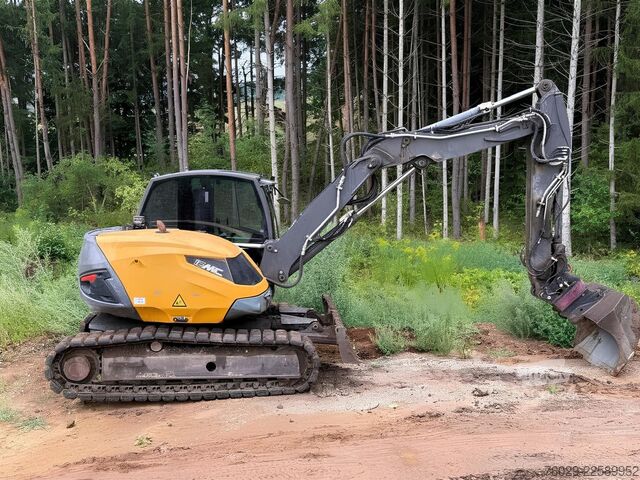 Lančani bager MECALAC 15MC