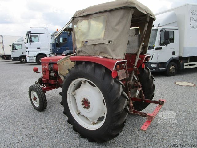 Traktori RENAULT SUPER 6 -R7050- 4xNeu Bereift+Tüv 03/2027