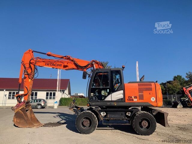 Riteņu ekskavators Hitachi ZX190W-5B