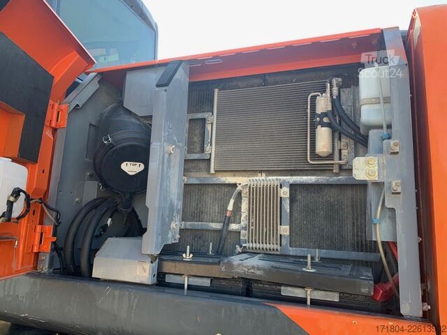 Riteņu ekskavators Hitachi ZX190W-5B
