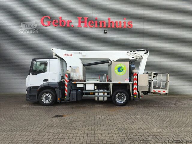 Dvižna ploščad Mercedes-Benz Antos 1833 4x2 France Elevateur 284 TBE