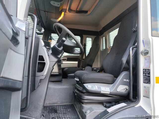 Hebebühne MAN TGS 26.400 6x2 Bronto Skylift S56XR
