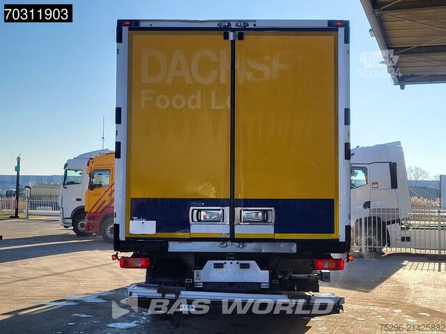 Transport refrigerat/congelat Volvo FM 330 4X2 Thermo King T-600R Lamberet Euro 6