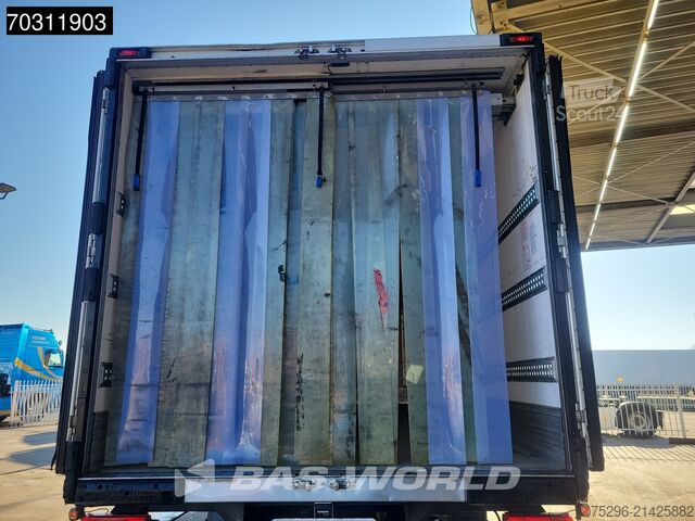 Transport refrigerat/congelat Volvo FM 330 4X2 Thermo King T-600R Lamberet Euro 6