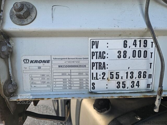 Semirremolque abierto con toldo Krone SD