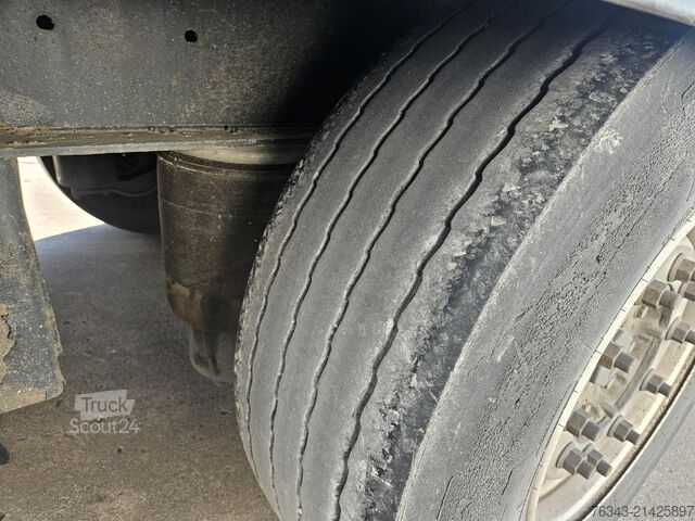 Semirremolque abierto con toldo Krone SD