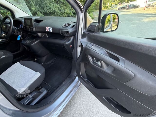 Kleinbus Citroën ë-Berlingo 136 FEEL M 2x Schiebetür Klima
