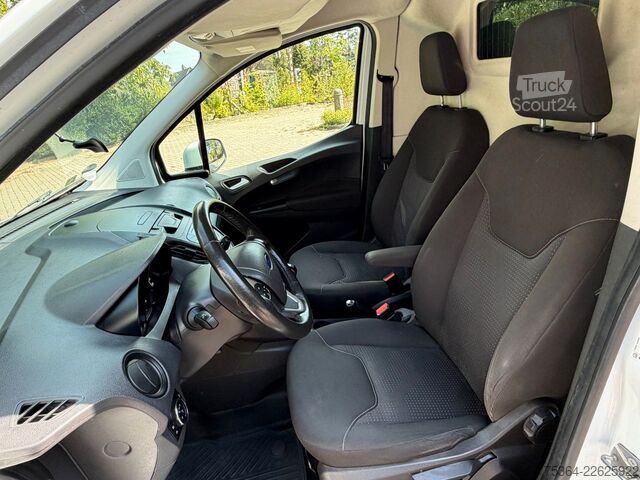 Минибус FORD Transit Courier 1.5 TdCi L1H1 Klima Ahk Kamera