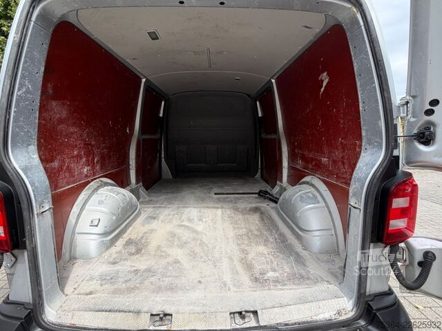Minibús VW T6 2.0 Tdi Lang 2xSchiebetür Dieselpumpe Defekt