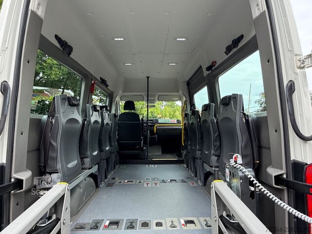 Minibüs VW Crafter 2.0 Tdi  9 Sitze Motor springt nicht an