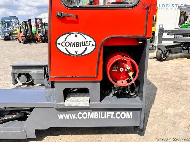 Četrvirzienu iekrāvēja kravas automašīna Combilift C4000 / GAS / TRIPLEX / 9300MM /LIKE NEW