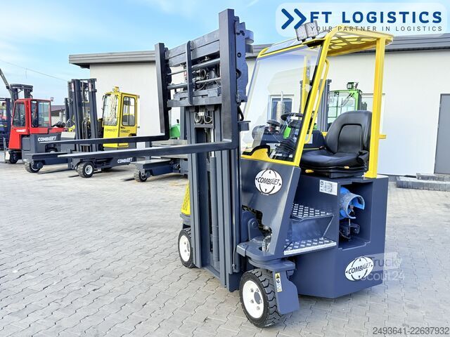 Vierwegestapler Combilift CB3000 GAS TRIPLEX 4900 FREE-LIFT