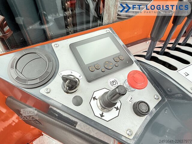 čtyřcestný vysokozdvižný vozík Combilift C4000 DIESEL TRIPLEX 6800 AIR CONDITION