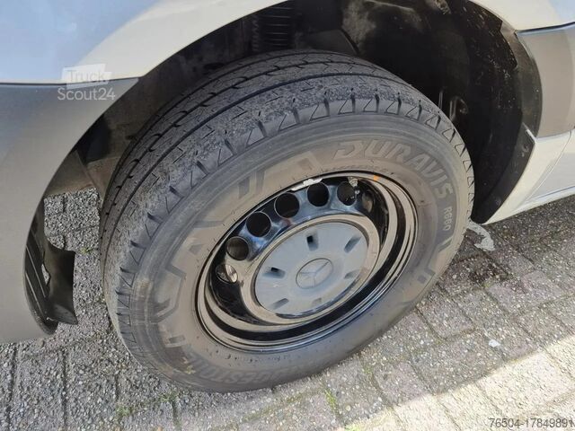 Furgoneta con caja Mercedes-Benz Sprinter 316 CDI 163 PK L2H2 EURO 6C