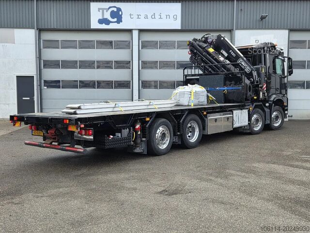 Camion-grue Mercedes-Benz Arocs 8x2 4 Fassi 82TM 2017 euro 6