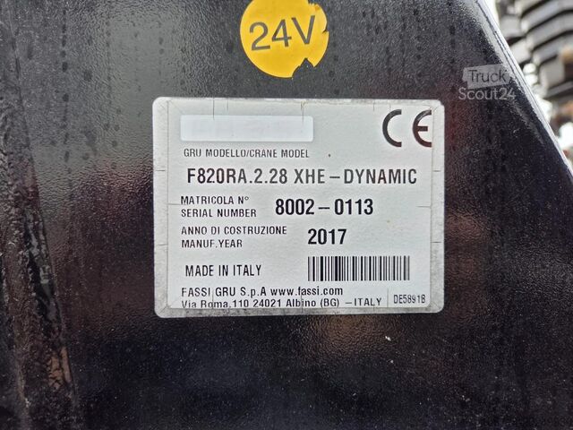 Camion-grue Mercedes-Benz Arocs 8x2 4 Fassi 82TM 2017 euro 6