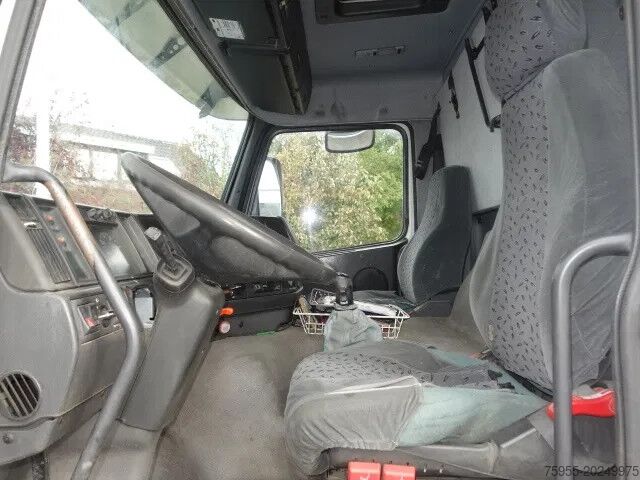 Tanker Volvo FM 360 18000 LITER,MANUALPOMP,MANUALCOUNTER