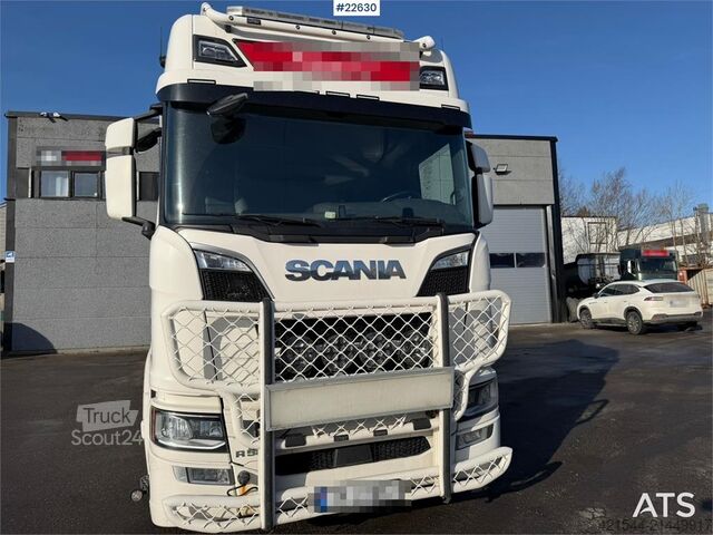 Standard-SZM Scania R580 6x4 tractor unit w/ hydraulics