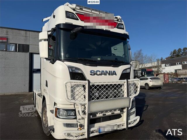 Standard-SZM Scania R580 6x4 tractor unit w/ hydraulics