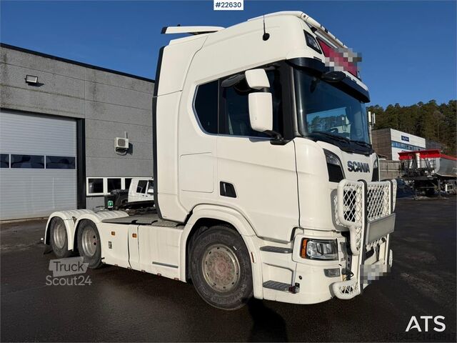 Standard-SZM Scania R580 6x4 tractor unit w/ hydraulics