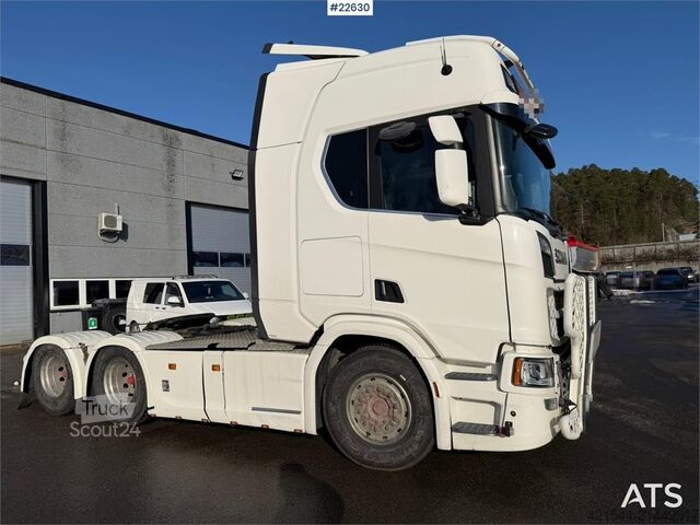 Standard-SZM Scania R580 6x4 tractor unit w/ hydraulics