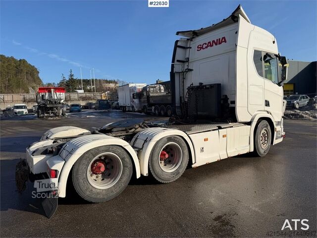 Standard-SZM Scania R580 6x4 tractor unit w/ hydraulics