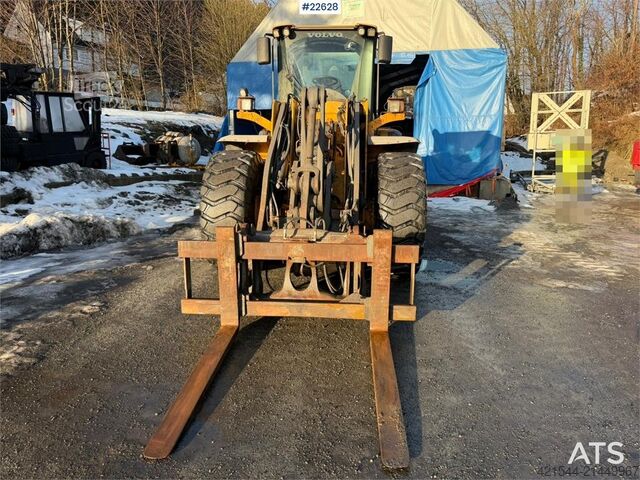 Yükleyici Volvo L110F wheel loader w/bucket and hydraulic pallet f