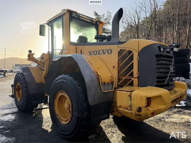 Yükleyici Volvo L110F wheel loader w/bucket and hydraulic pallet f