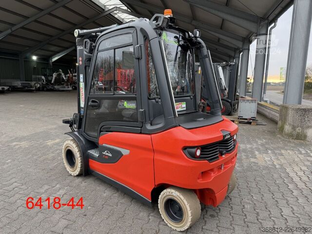 Фронтальний навантажувач вилковий Linde E 35 L 01